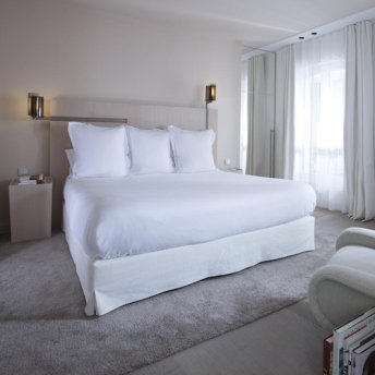 The rooms and amenities of Hotel de Nell