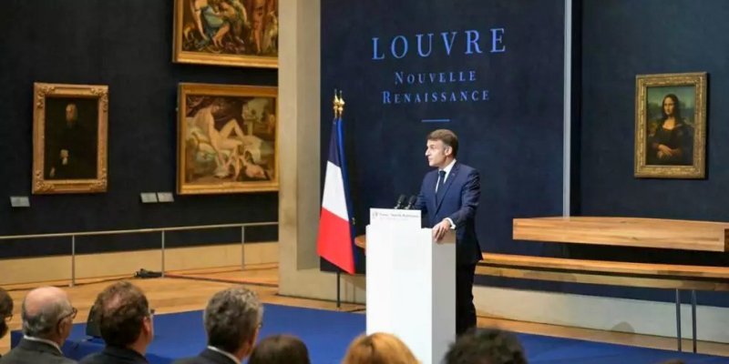 President Macron at the Louvre making an announcment in front of the Mona Lisa