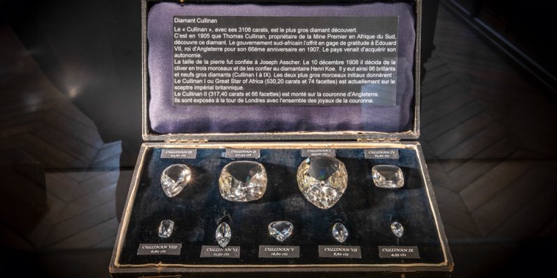 Diamonds displayed in a velvet case at the Paris Mineralogy Museum