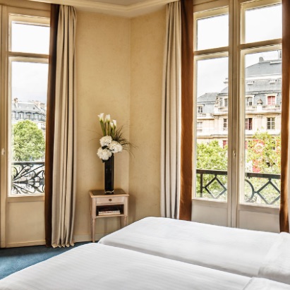 All About Hotel du Louvre in Paris