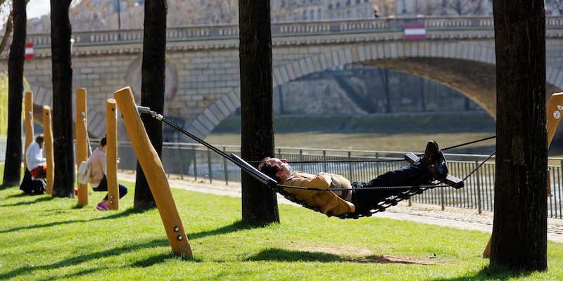 Resting along the Seine